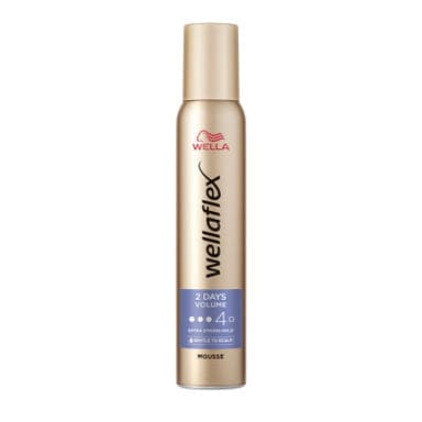 Wellaflex 2nd Day Volume Extra Erős hajformázó hab - 200 ml