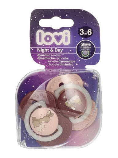 Lovi Night&Day szimmetrikus nyugtató cumi 3-6 hónapos korig /lány - 2 db